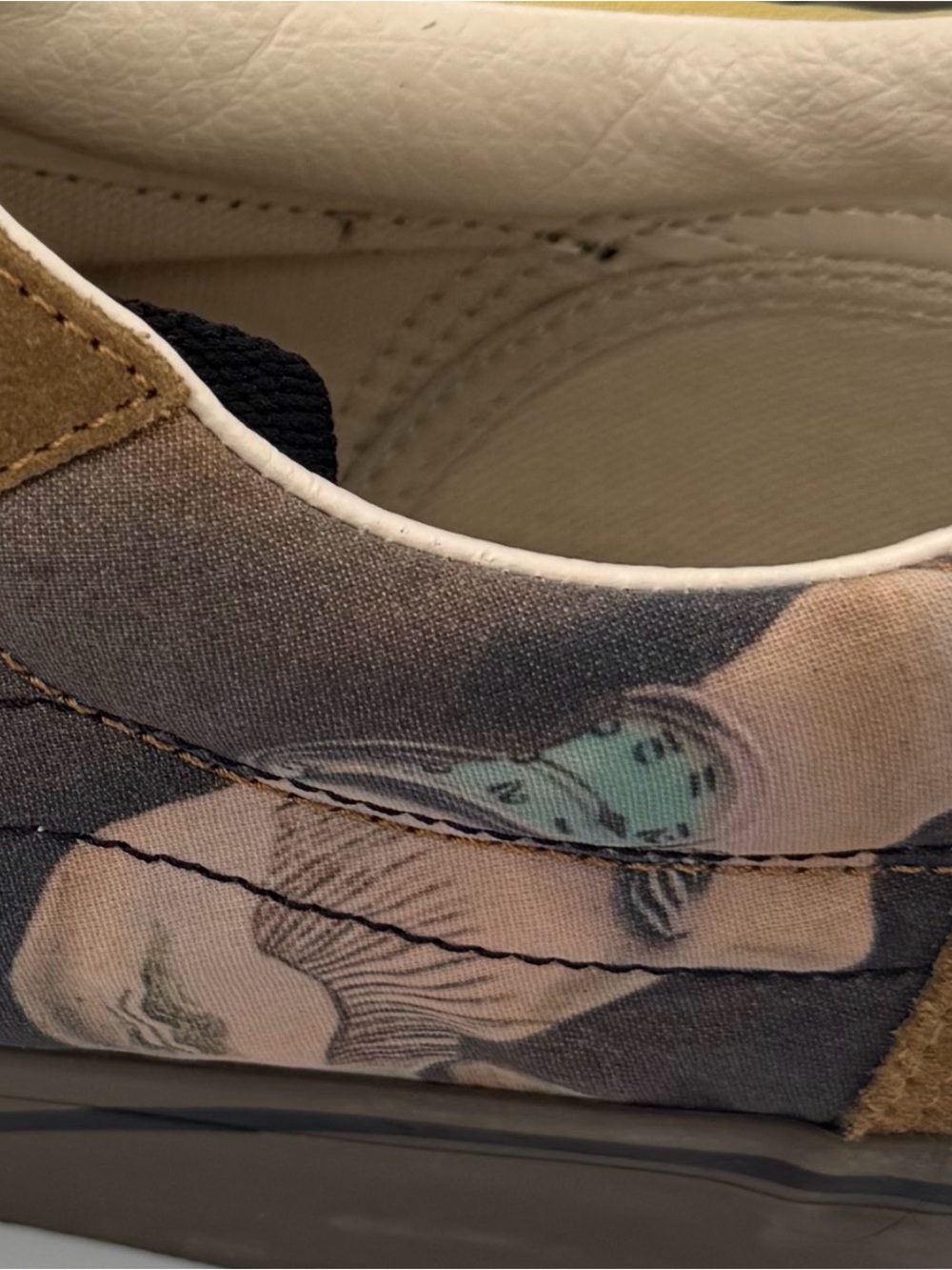 Vans x MoMA Salvador Dalí Old Skool Sneakers Men’s Size 11 Art Collab - Picture 8 of 9